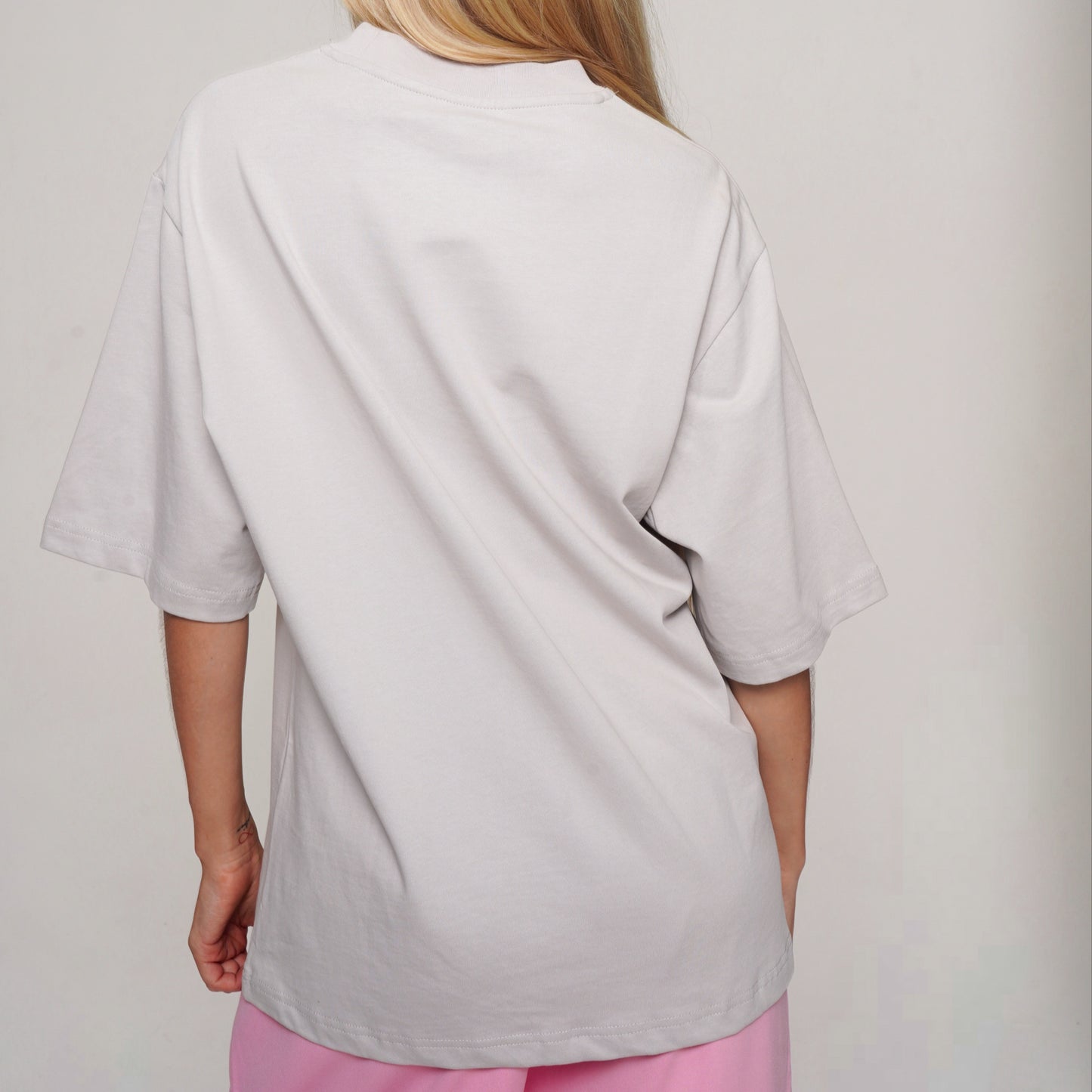 WOMEN'S T-SHIRT DIAMOND FRONT BEE GRAY