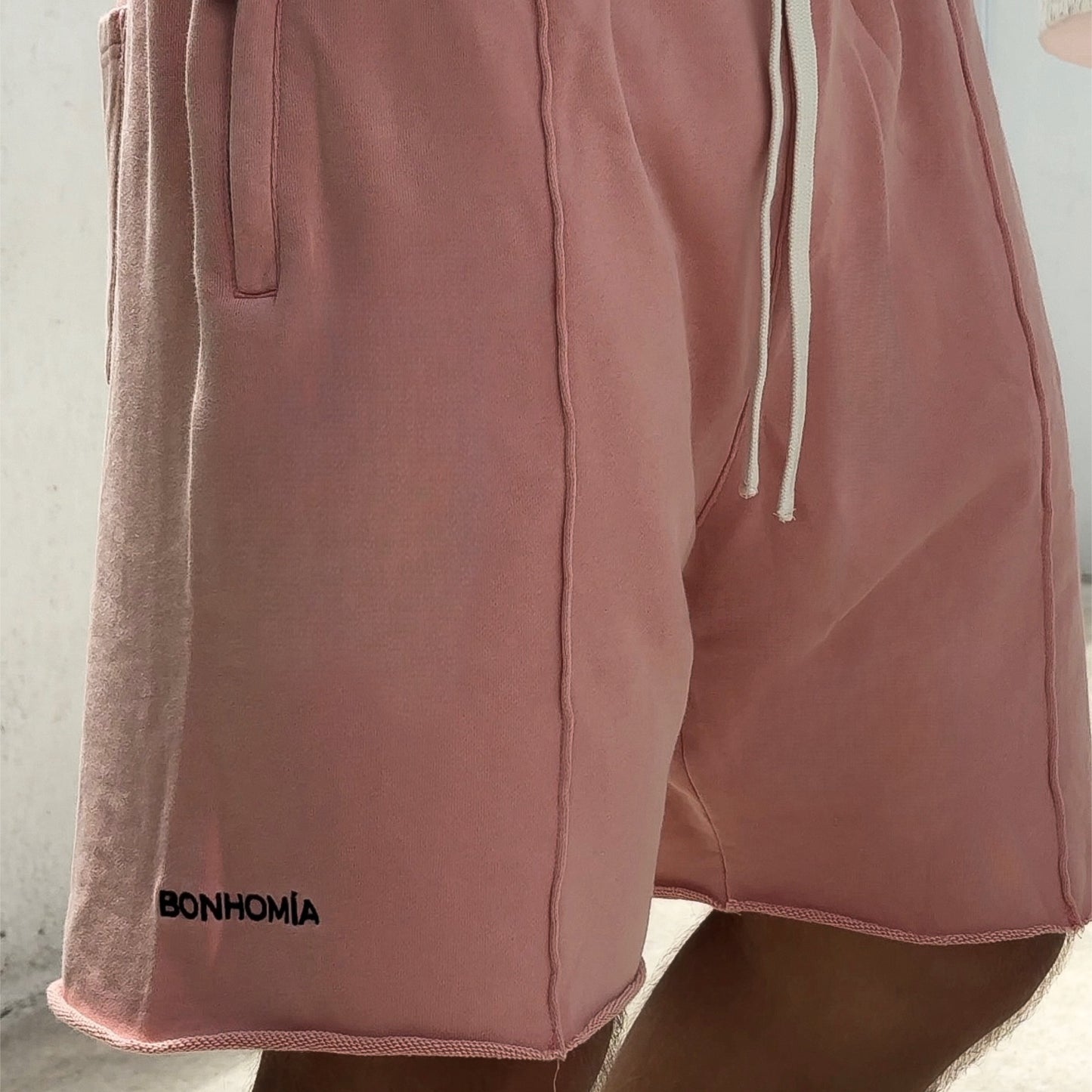 Men short Arrow