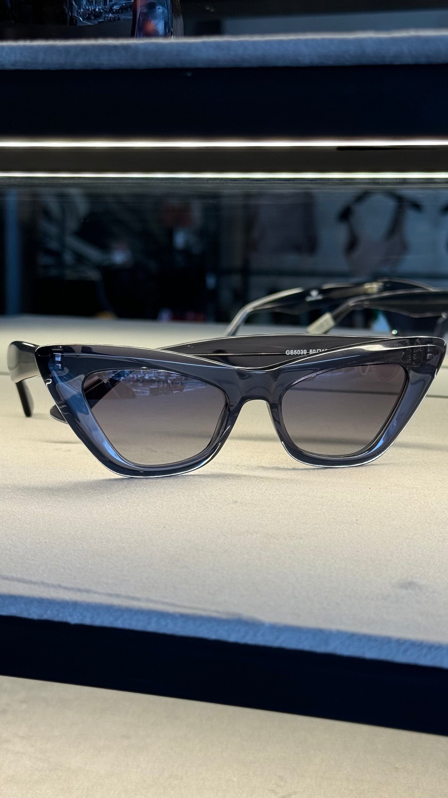 Sunglasses Gato