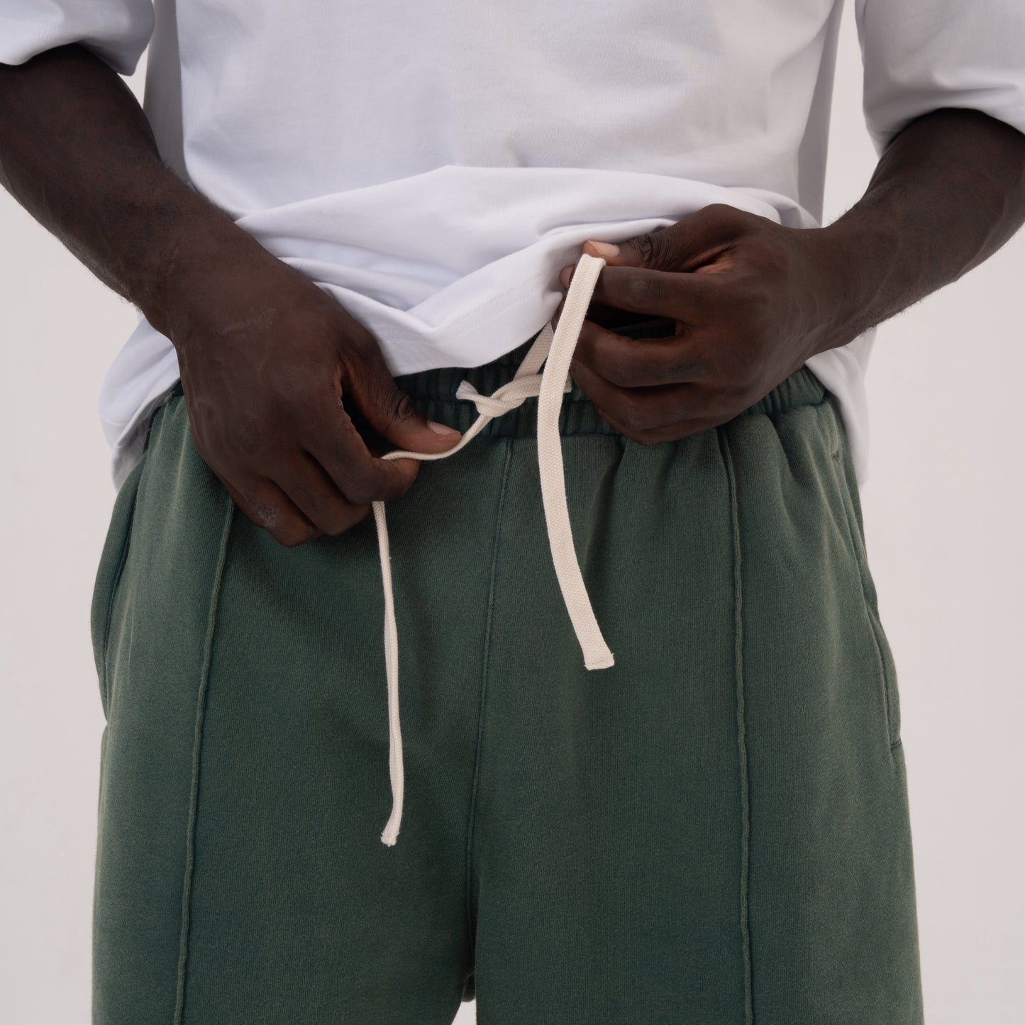 MEN'S SHORT KANYE ARROW DARK-GREEN