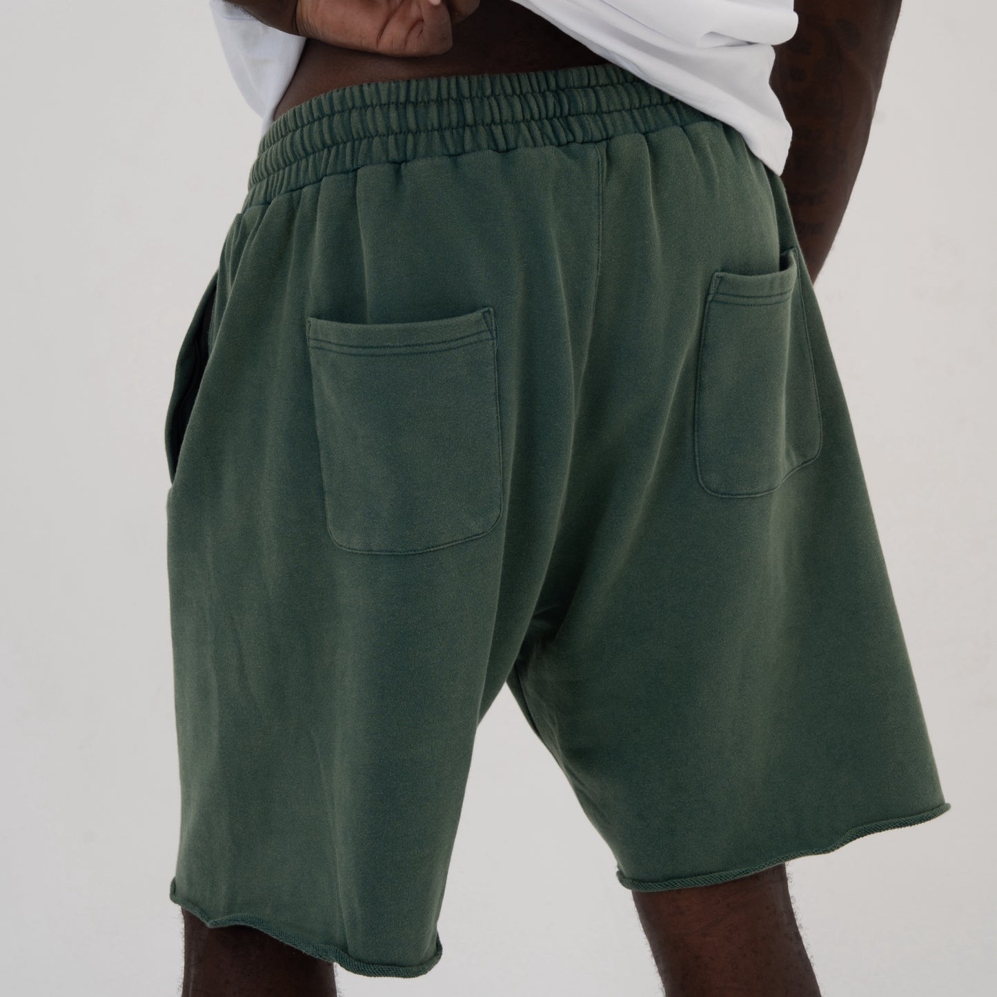 MEN'S SHORT KANYE ARROW DARK-GREEN